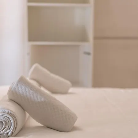 Contemporary 1bd Saint Lazare! * Παρίσι