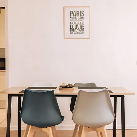 Contemporary 1bd Saint Lazare! Apartment Paris