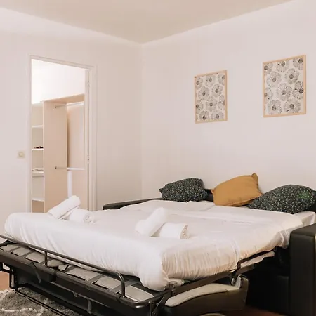 Contemporary 1bd Saint Lazare! *