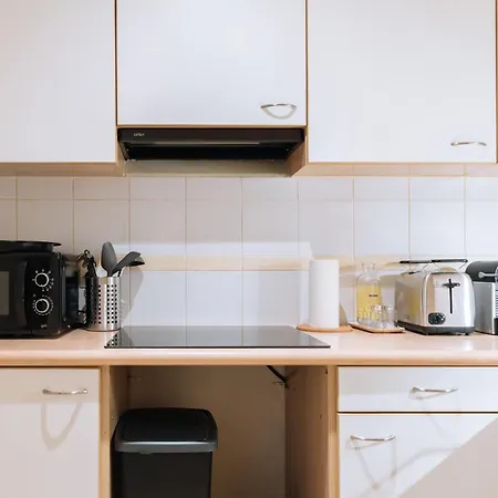 Contemporary 1bd Saint Lazare! * Paris