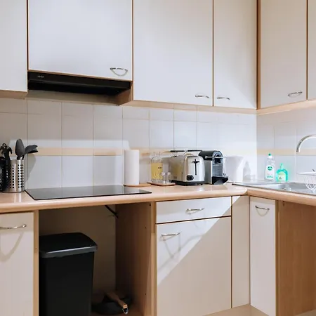 Apartment Contemporary 1bd Saint Lazare! *