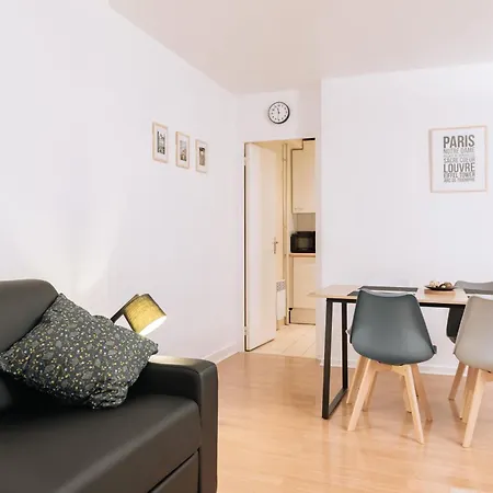 Contemporary 1bd Saint Lazare! Apartment Paris